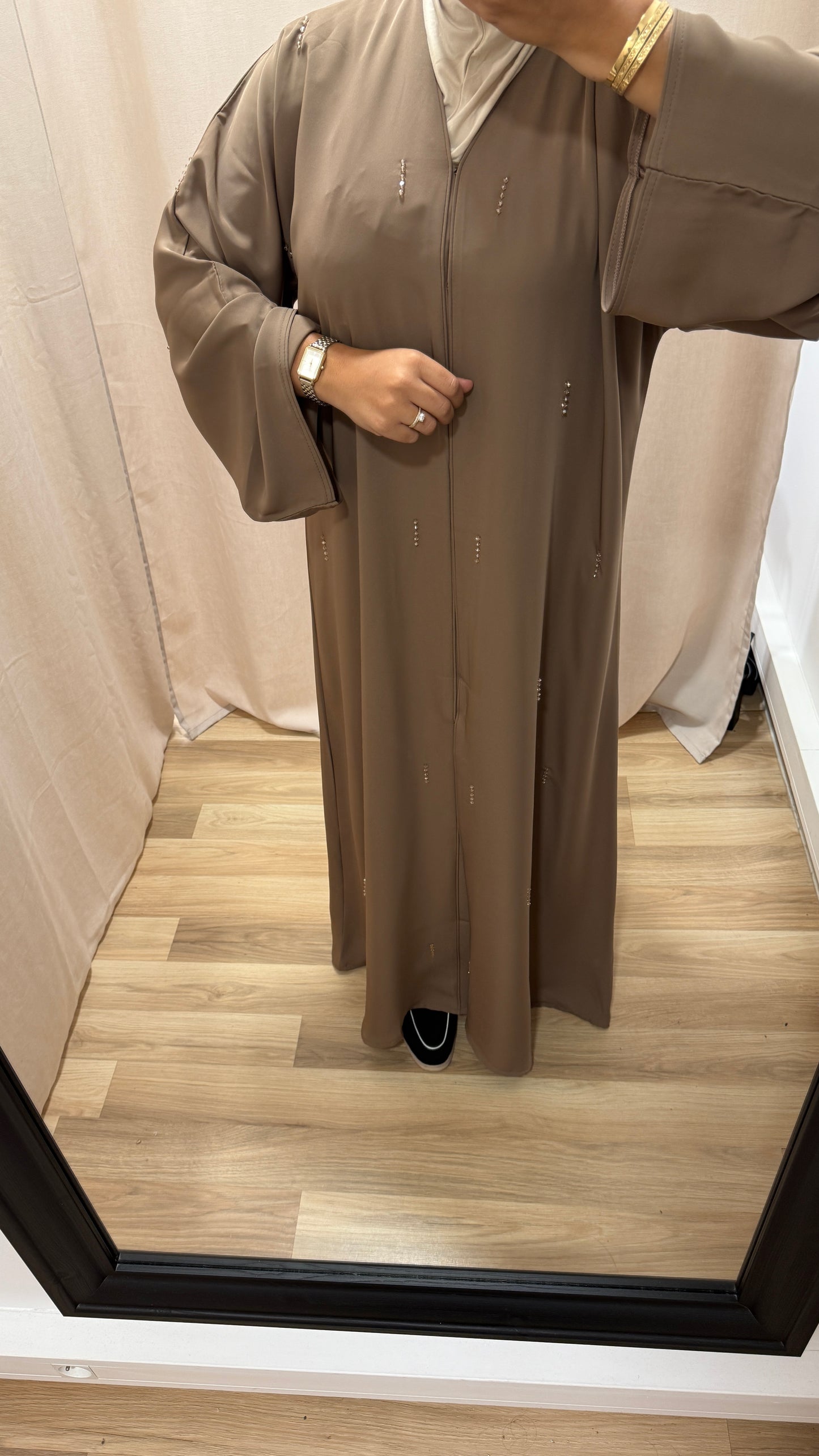 Abaya Amna
