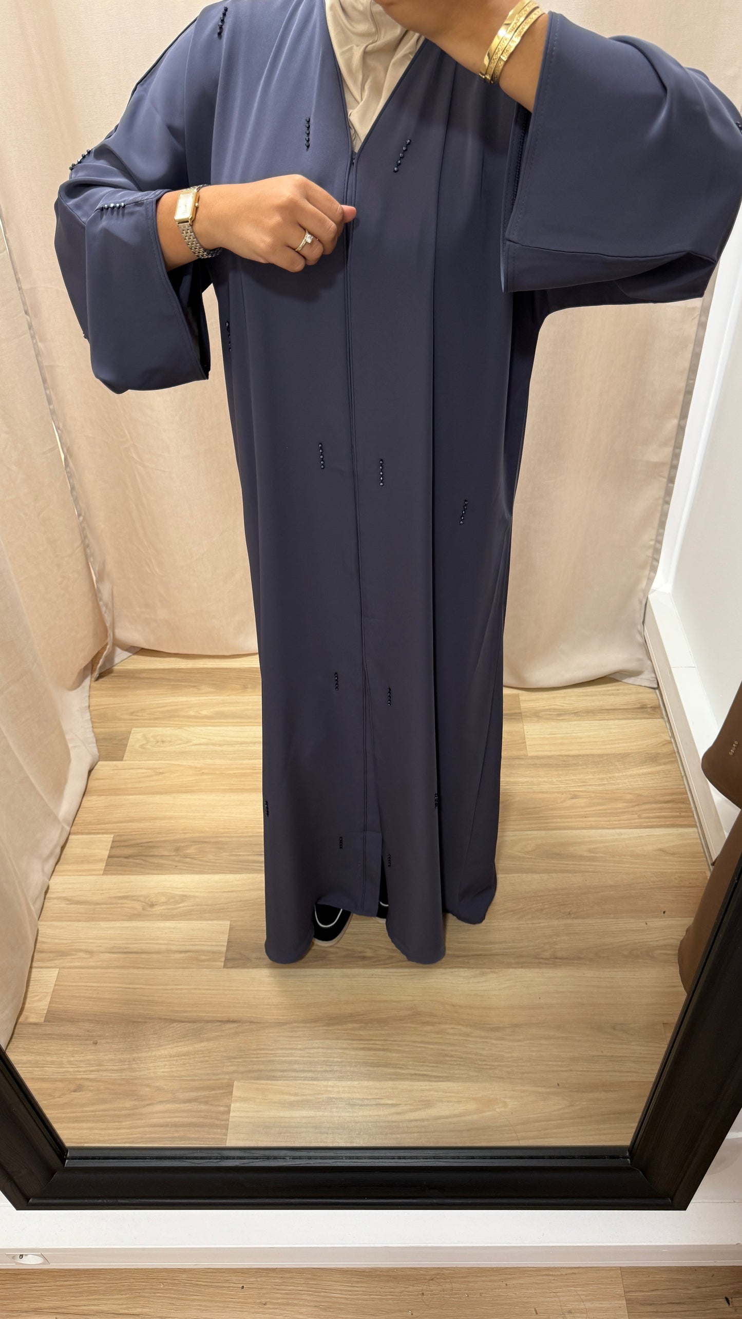 Abaya Amna