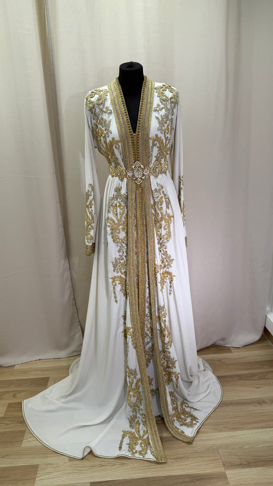 Takchita blanche et dorée