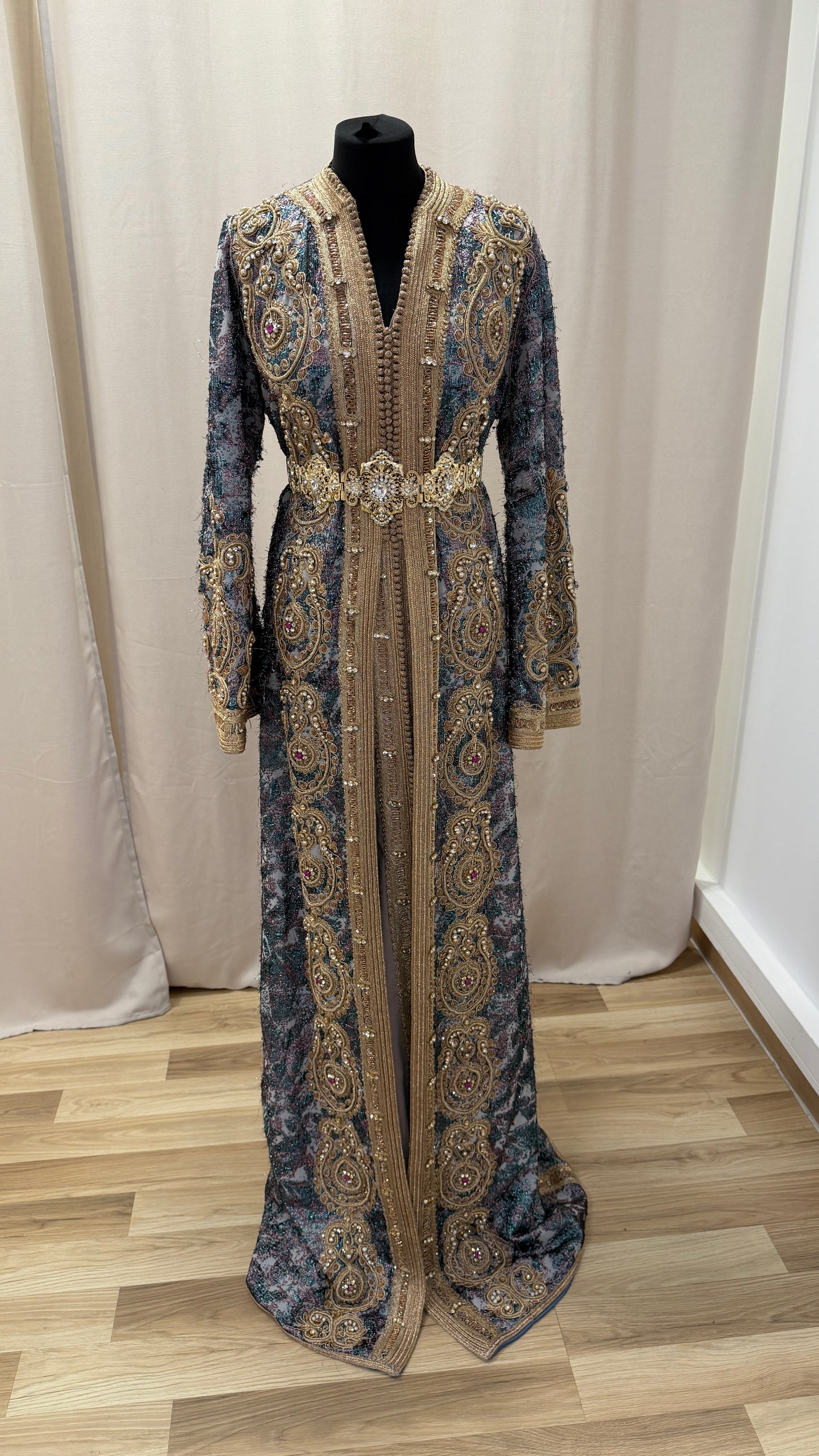 Takshita Brocard Bleu